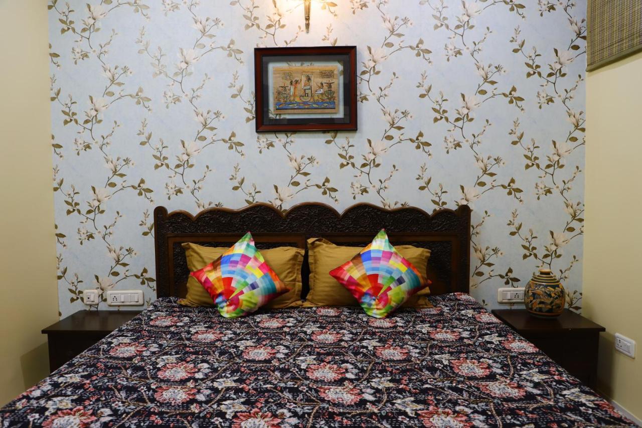 Aura Homestay Royal Villa Džajpur Exteriér fotografie